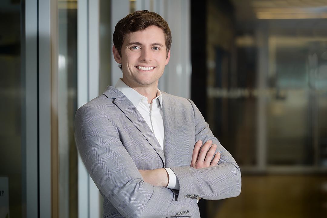 an environmental corporate headshot by atlanta corporate headshot photographer karen images